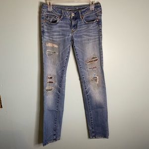 American Eagle Distressed jeans